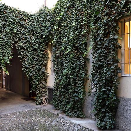 Palazzo Liberati Apartments Parma Bagian luar foto