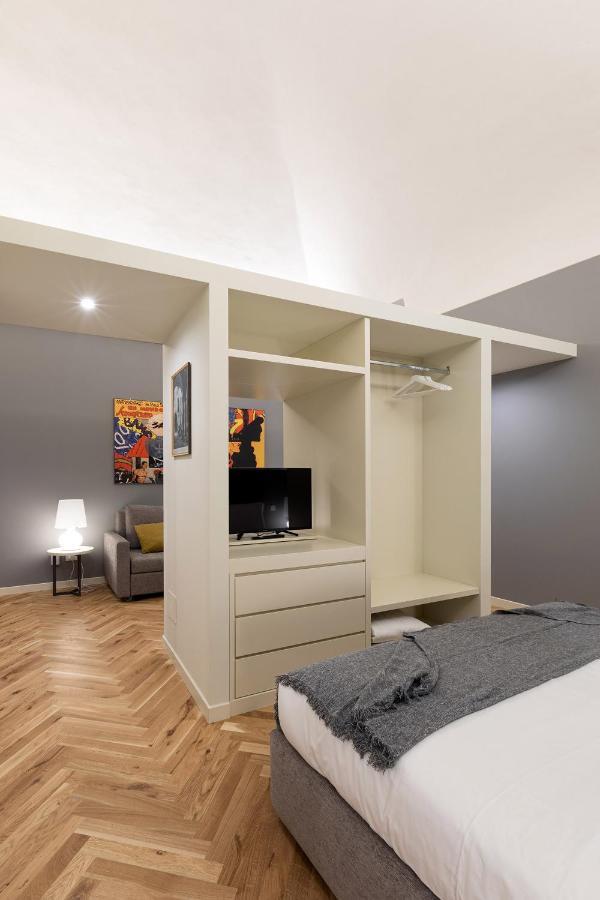 Palazzo Liberati Apartments Parma Bagian luar foto