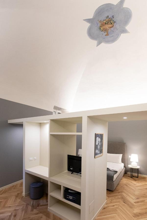 Palazzo Liberati Apartments Parma Bagian luar foto