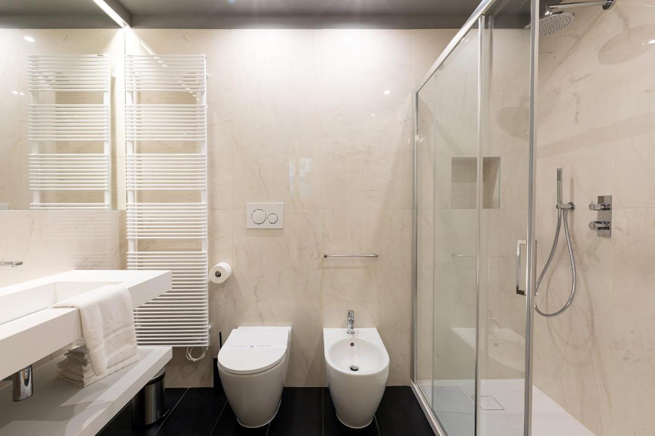 Palazzo Liberati Apartments Parma Bagian luar foto