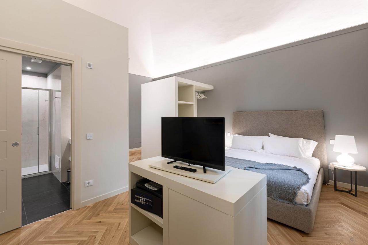 Palazzo Liberati Apartments Parma Bagian luar foto