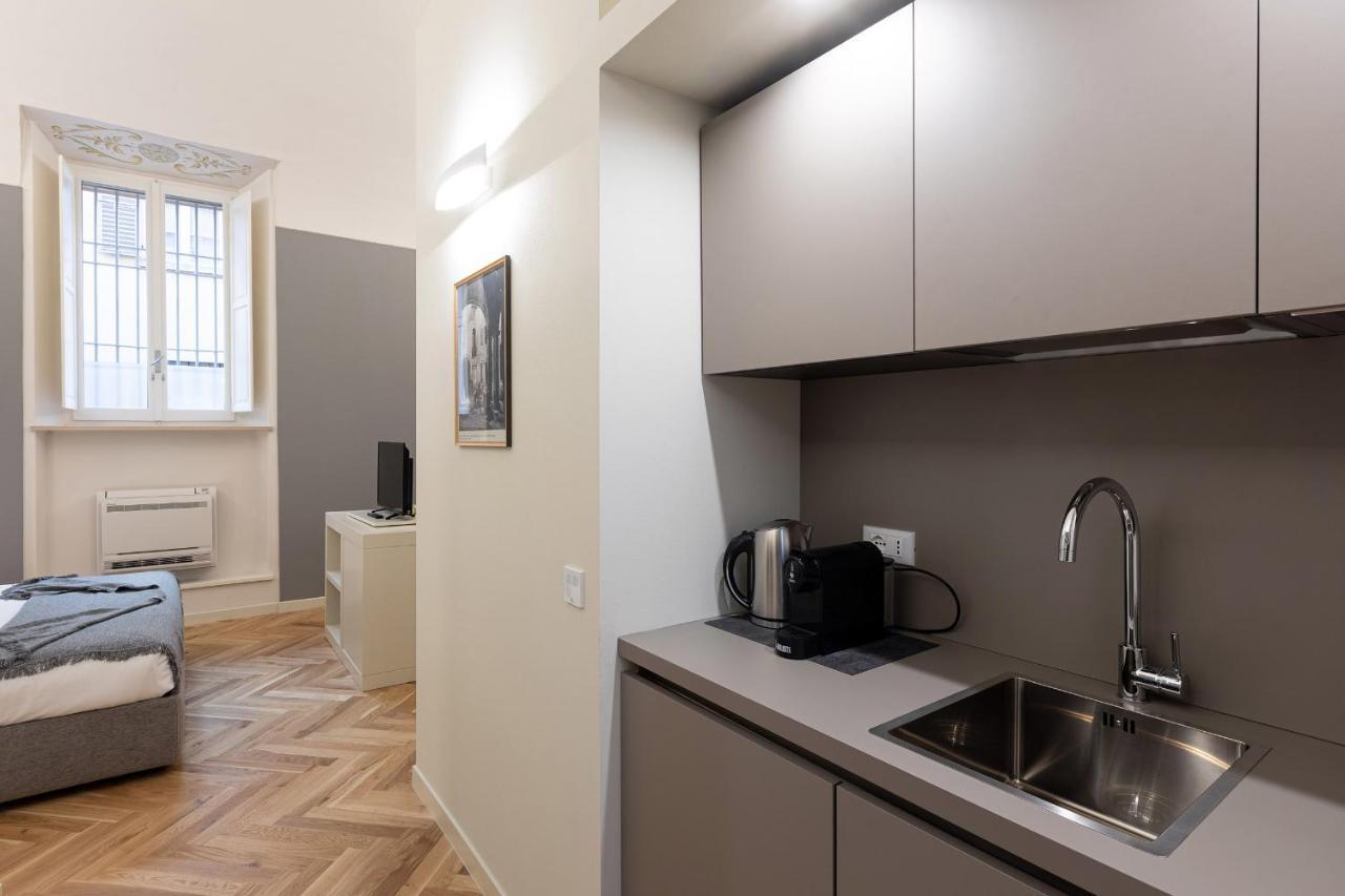 Palazzo Liberati Apartments Parma Bagian luar foto